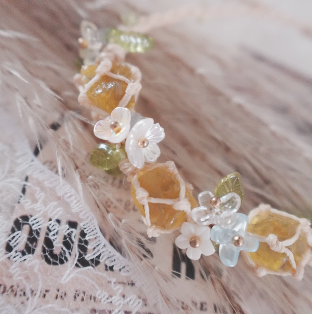Fresh Style Yellow Citrine Woven Bracelet with Floral Accents and Natural Beads